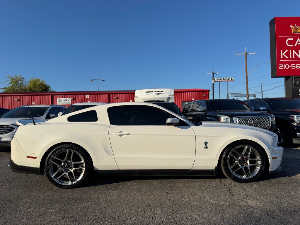 2011 Ford Mustang Image 12