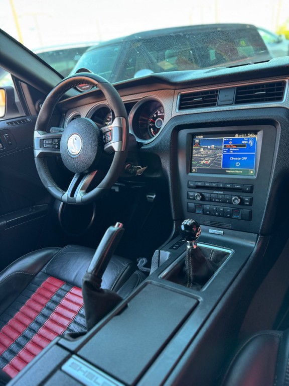 2011 Ford Mustang Image 24