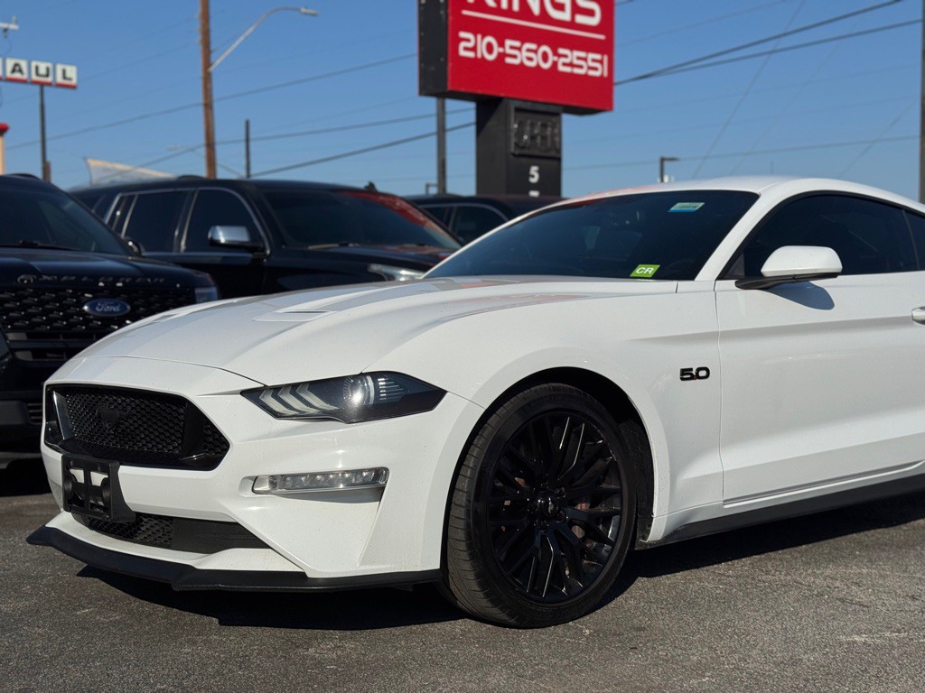 2018 Ford Mustang Image 22
