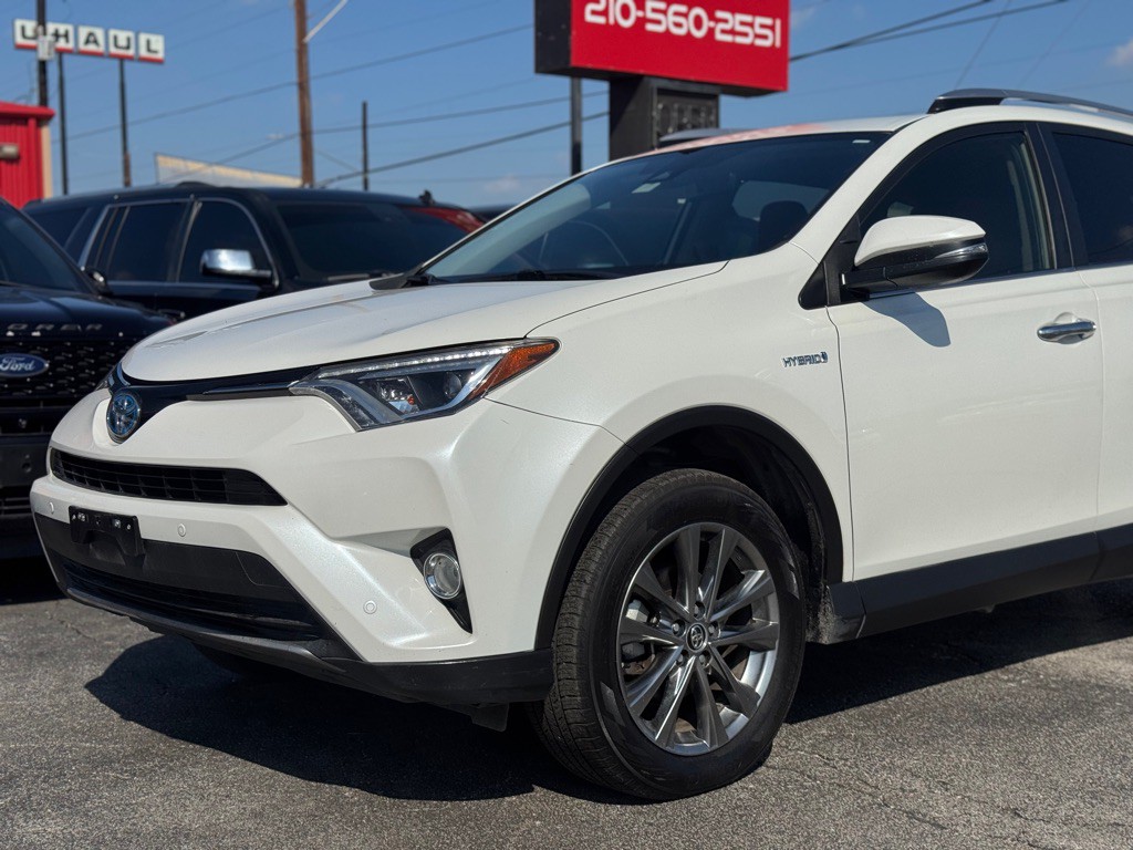 2018 Toyota Rav4 Image 4