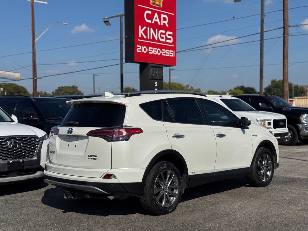2018 Toyota Rav4 Image 8