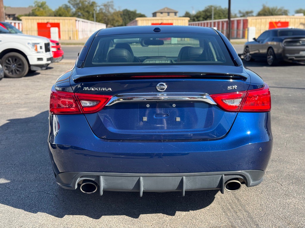 2016 Nissan Maxima Image 7