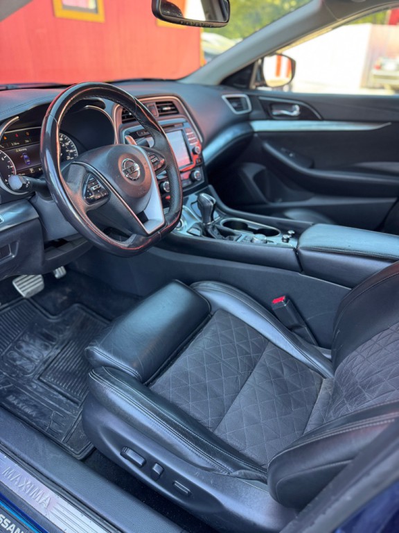 2016 Nissan Maxima Image 12