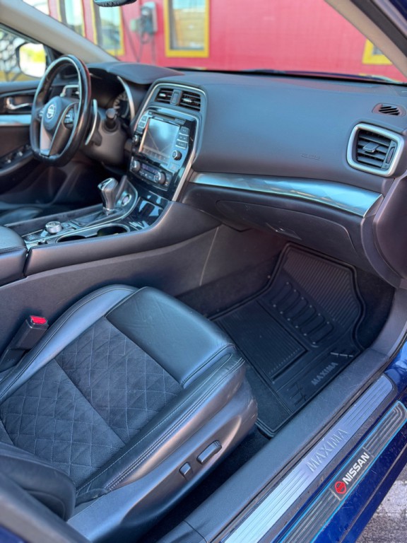 2016 Nissan Maxima Image 15