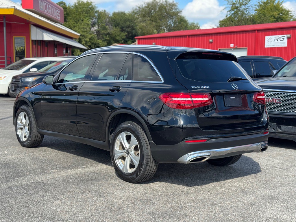 2018 Mercedes-Benz GLC-Class Image 6