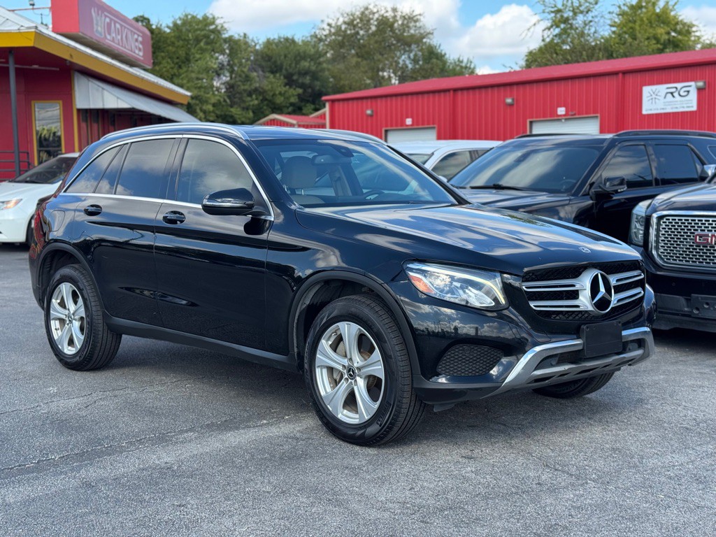 2018 Mercedes-Benz GLC-Class Image 11
