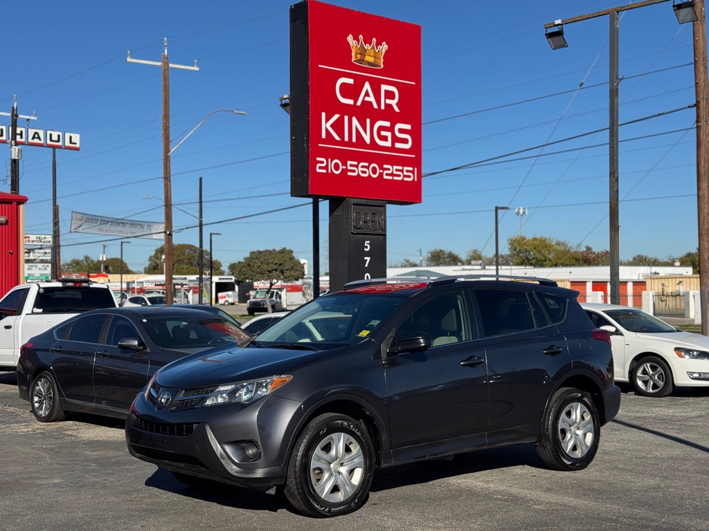 2015 Toyota Rav4 Image 1