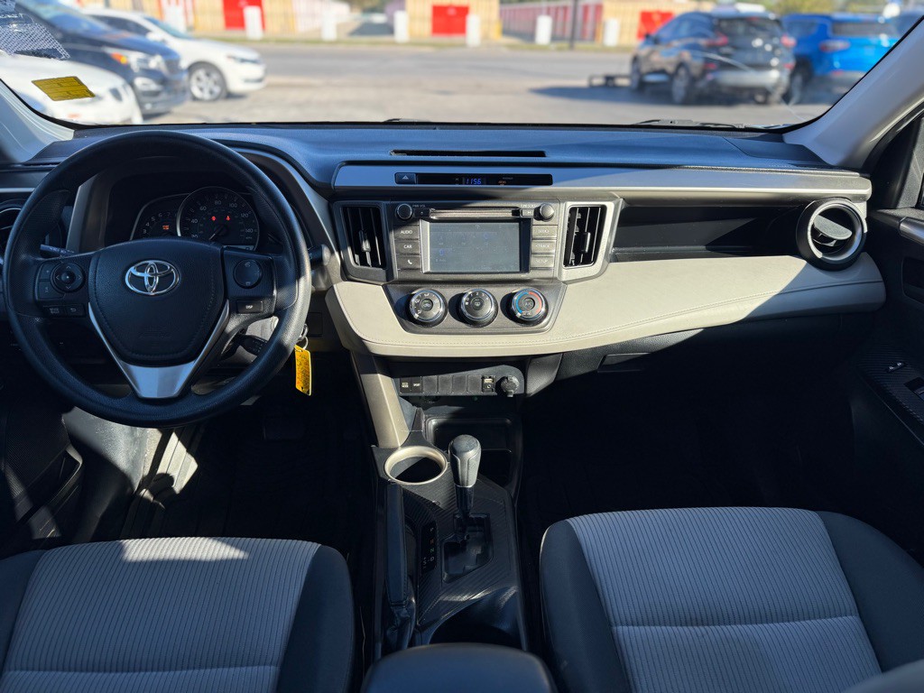 2015 Toyota Rav4 Image 19