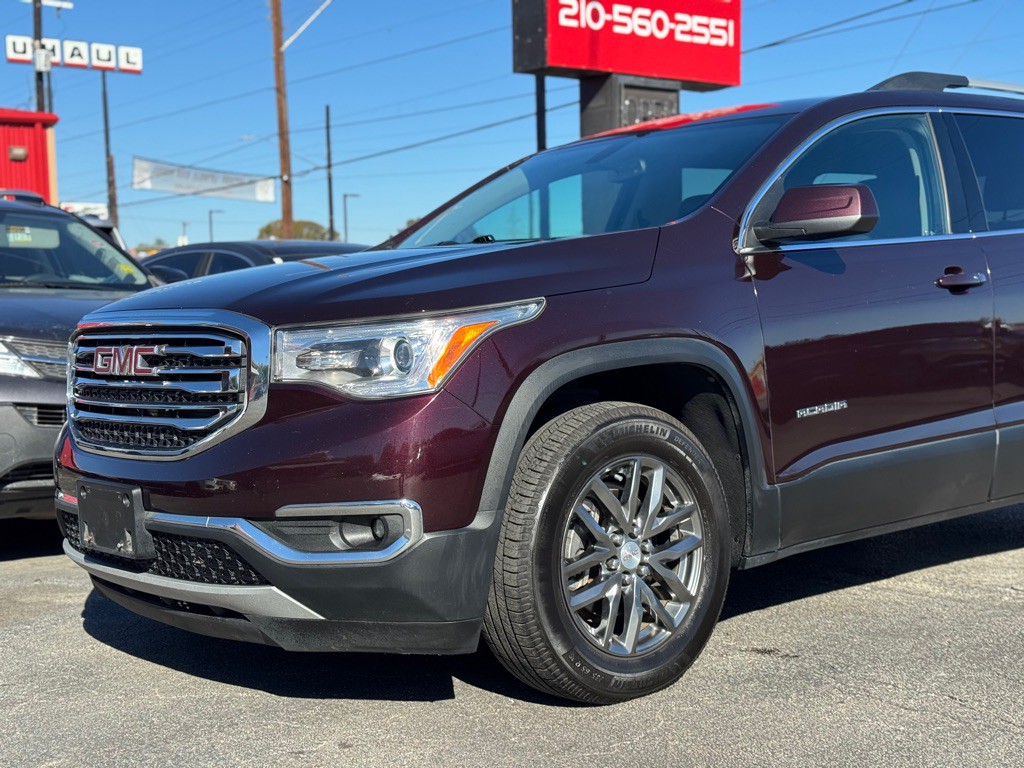 2017 GMC Acadia Image 4