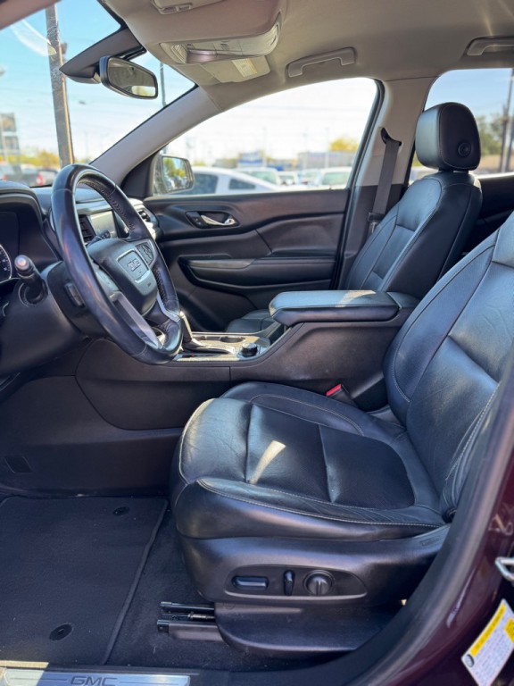 2017 GMC Acadia Image 13