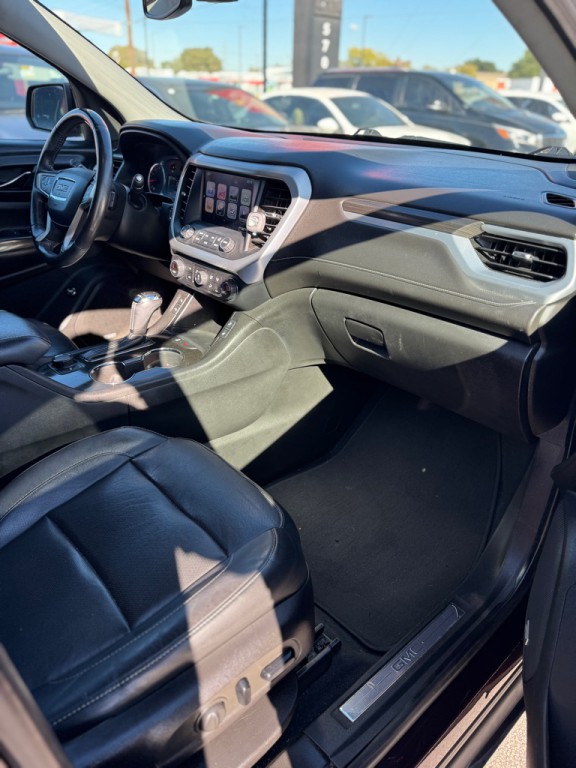 2017 GMC Acadia Image 15