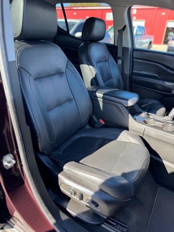 2017 GMC Acadia Image 17