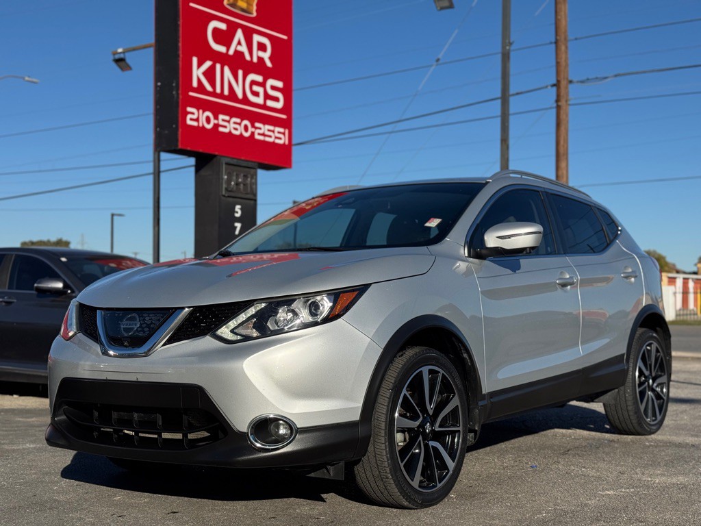 2018 Nissan Rogue Image 3