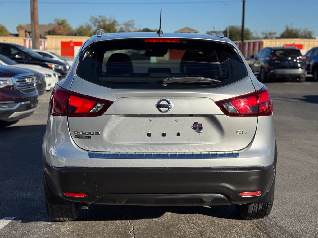 2018 Nissan Rogue Image 7