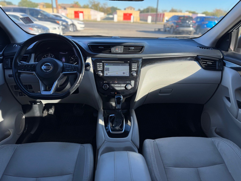 2018 Nissan Rogue Image 20