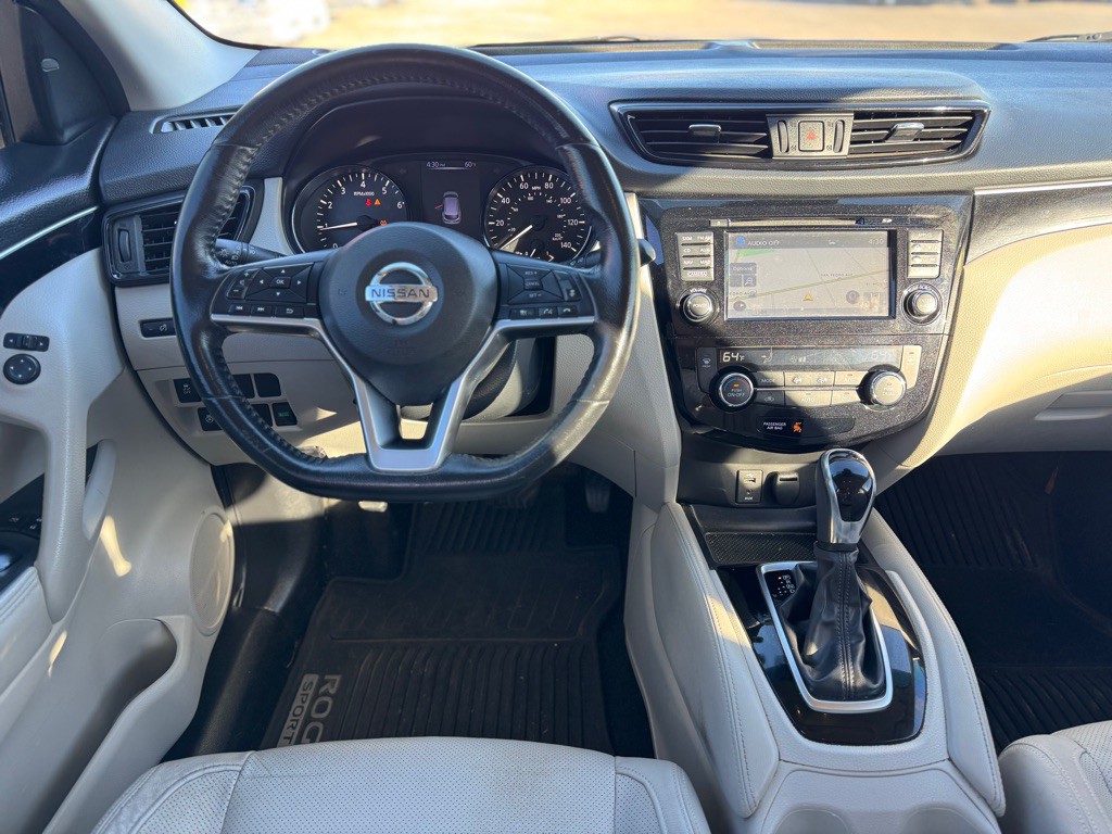 2018 Nissan Rogue Image 21