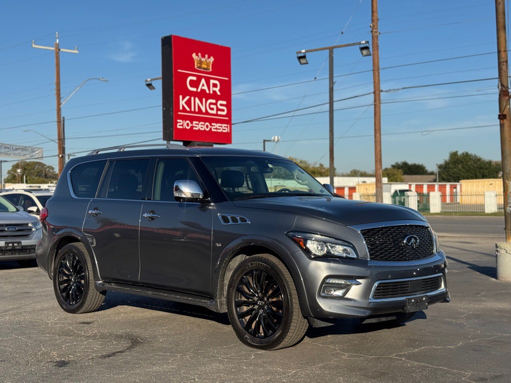 2017 INFINITI QX80 Image 10