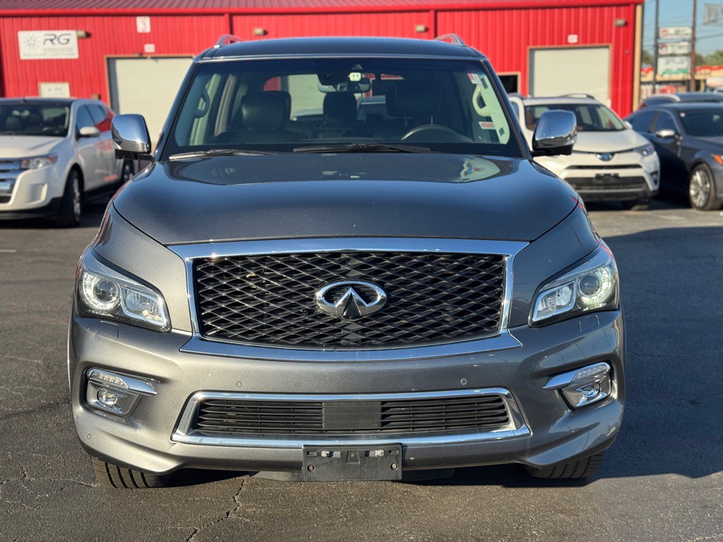 2017 INFINITI QX80 Image 11