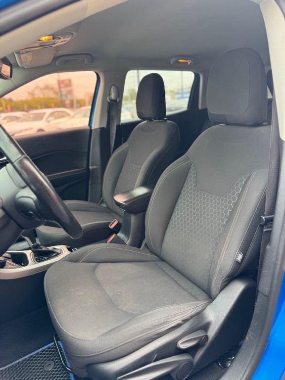 2019 Jeep Compass Image 14