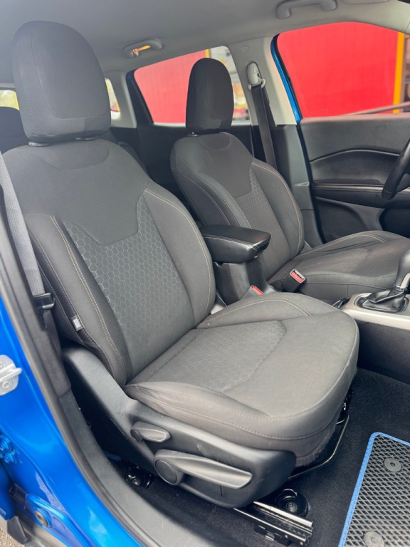 2019 Jeep Compass Image 17