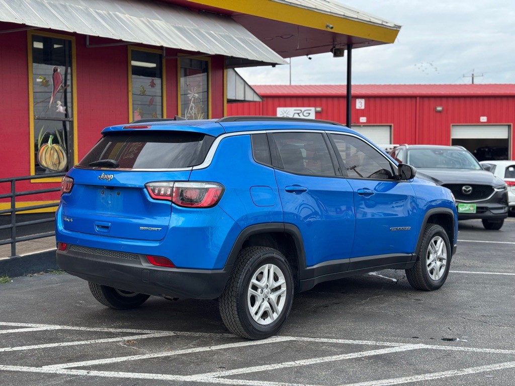 2019 Jeep Compass Image 8