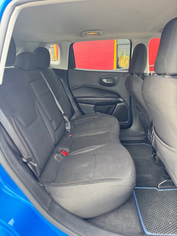 2019 Jeep Compass Image 18