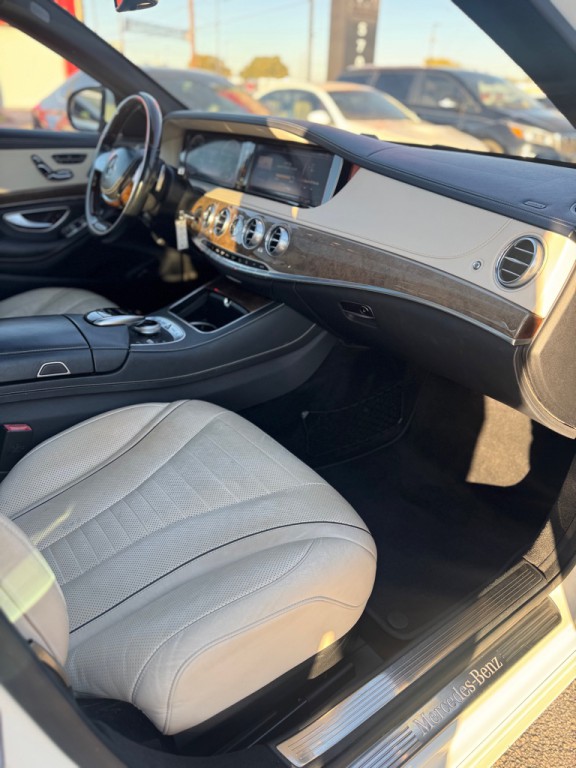 2015 Mercedes-Benz S-Class Image 15