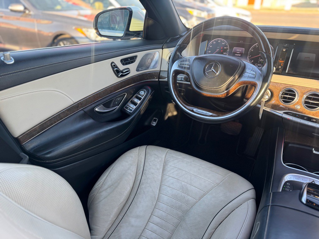 2015 Mercedes-Benz S-Class Image 21