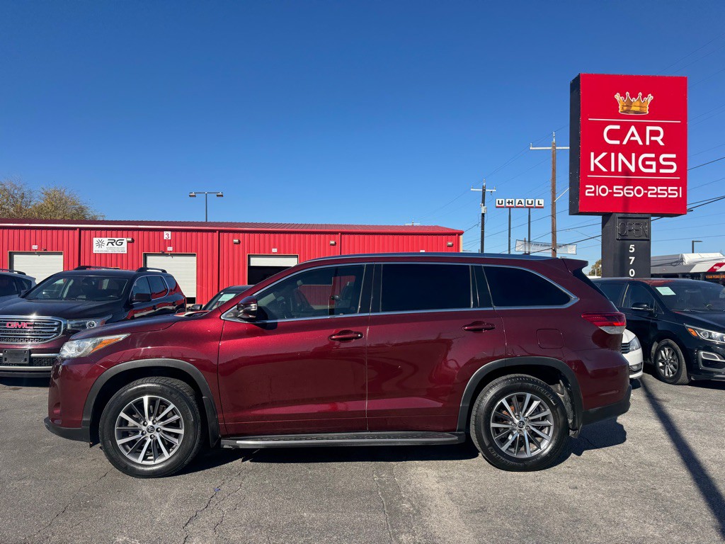 2017 Toyota Highlander Image 5