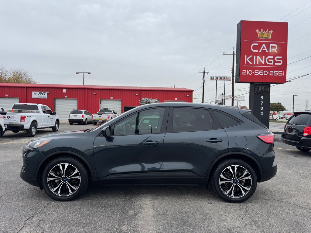 2022 Ford Escape Image 5