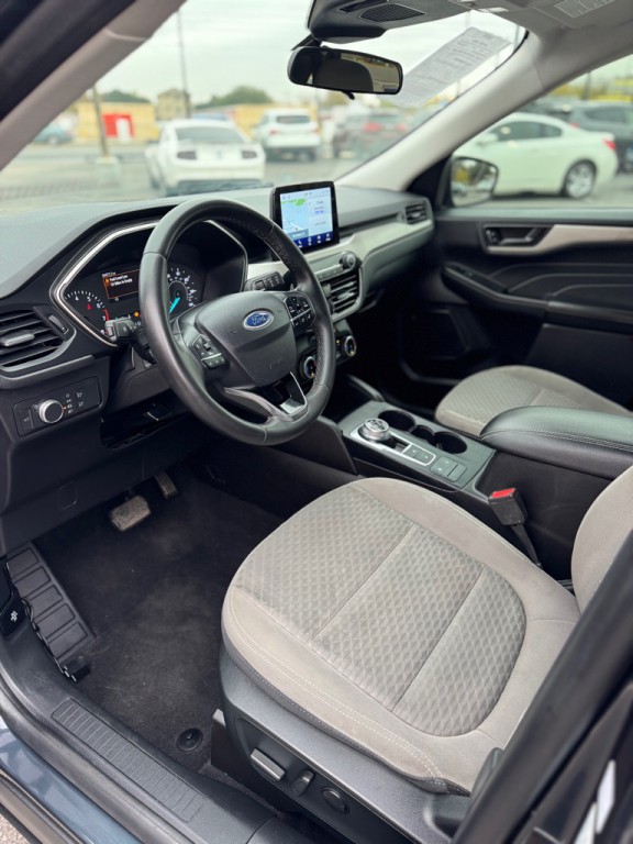 2022 Ford Escape Image 12
