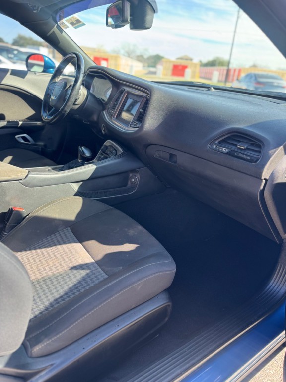 2021 Dodge Challenger Image 15