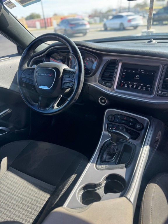 2021 Dodge Challenger Image 18