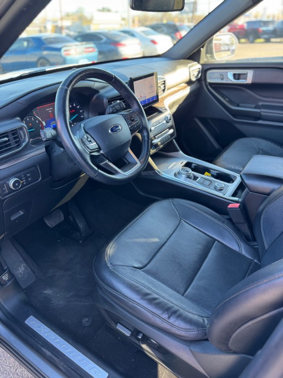 2020 Ford Explorer Image 12
