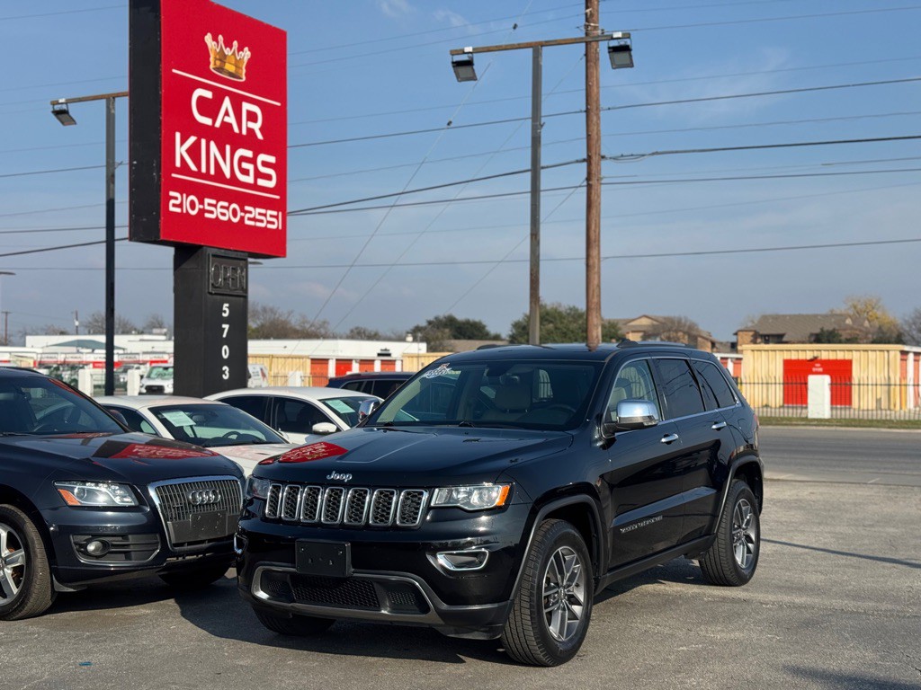 2017 Jeep Grand Cherokee Image 2