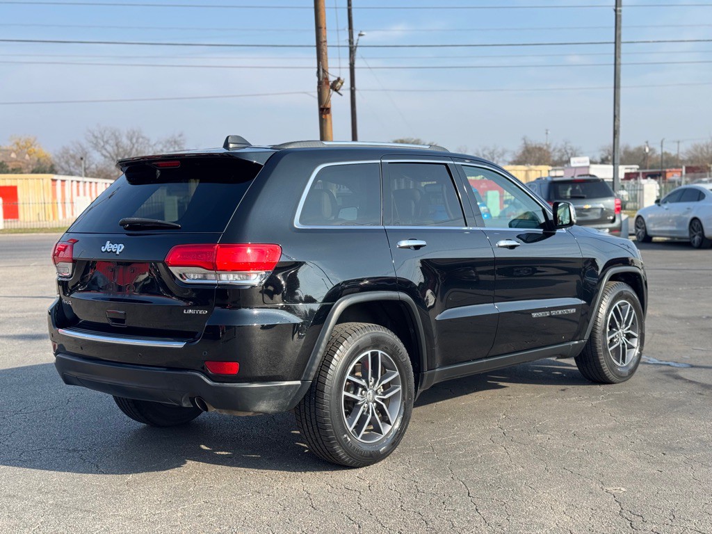 2017 Jeep Grand Cherokee Image 8