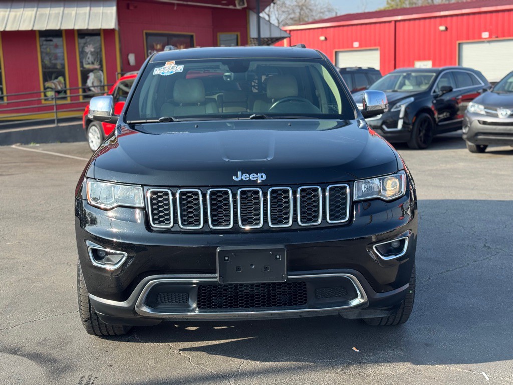 2017 Jeep Grand Cherokee Image 11