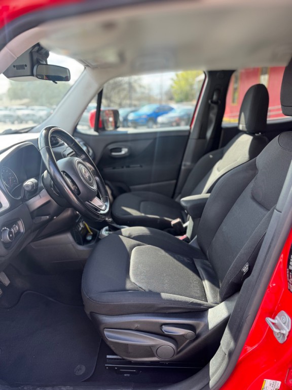 2016 Jeep Renegade Image 13