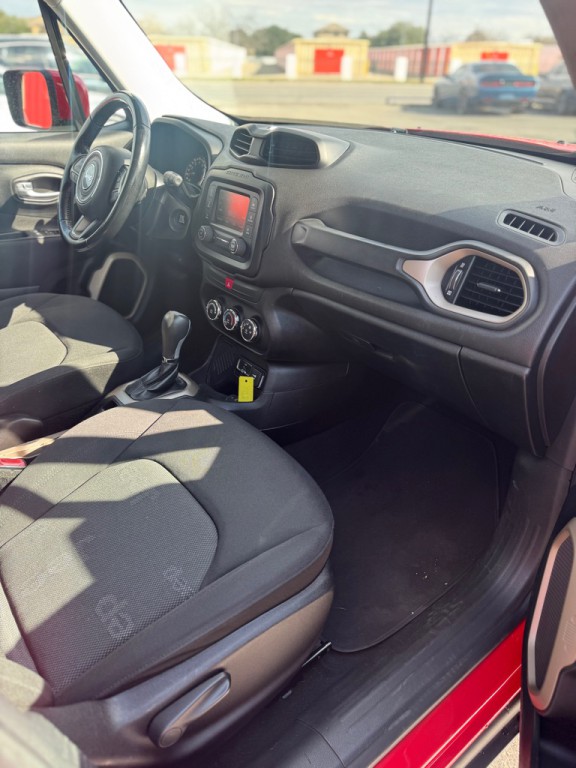 2016 Jeep Renegade Image 15