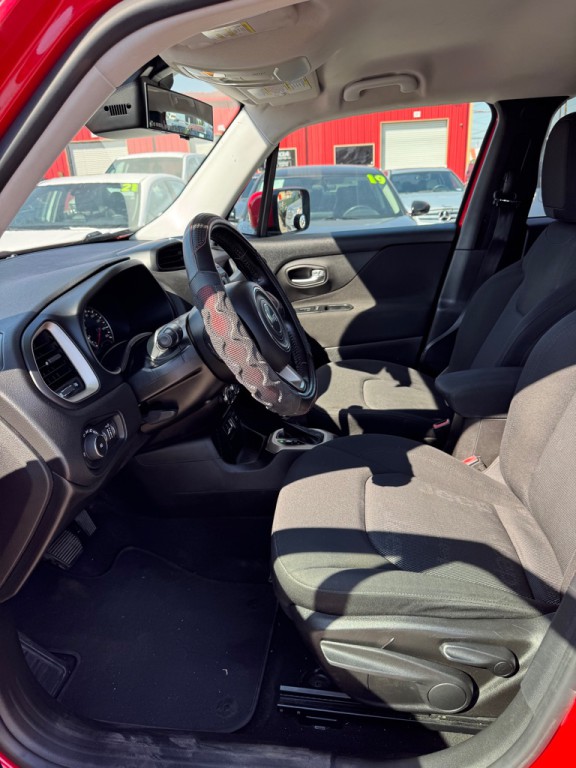 2016 Jeep Renegade Image 12