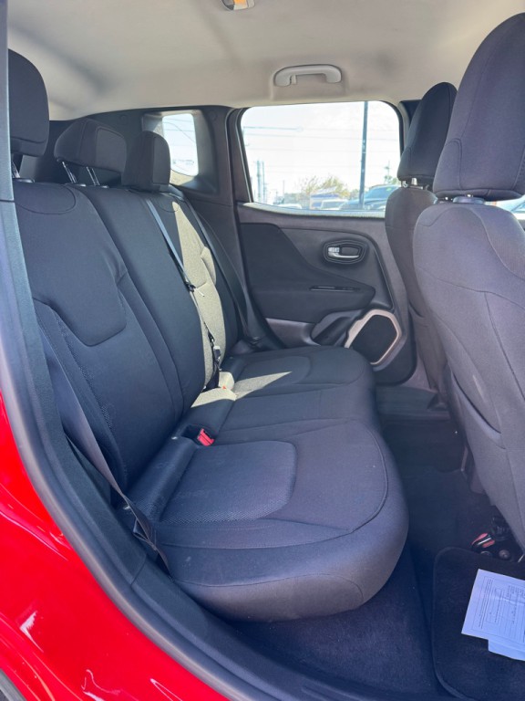 2016 Jeep Renegade Image 17