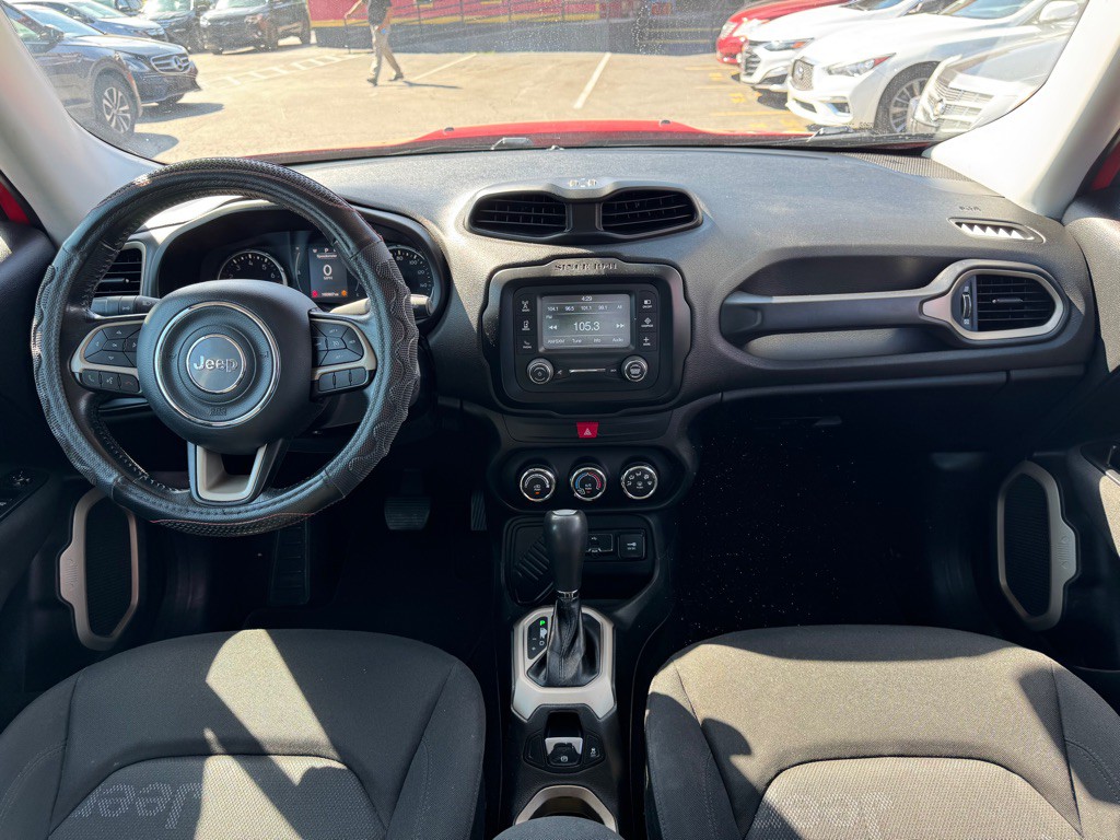 2016 Jeep Renegade Image 18