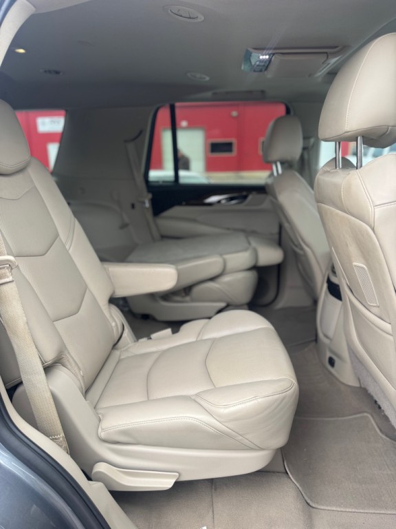 2019 Cadillac Escalade Image 18