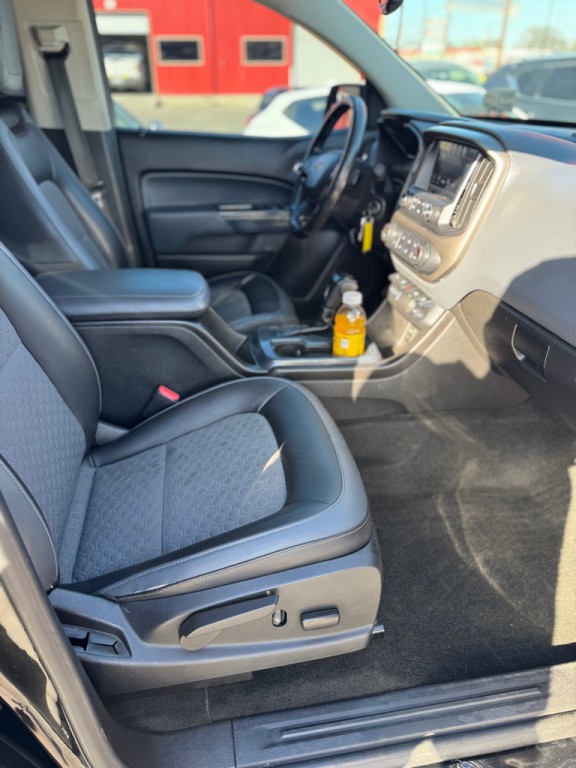 2017 Chevrolet Colorado Image 18