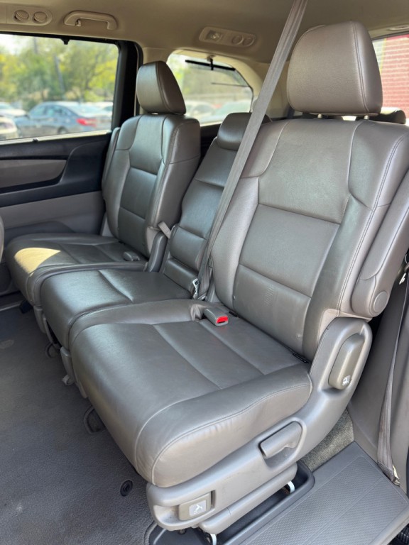 2016 Honda Odyssey Image 18