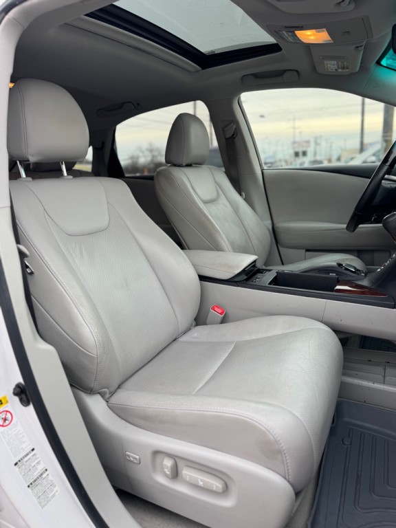 2011 Lexus RX Image 15