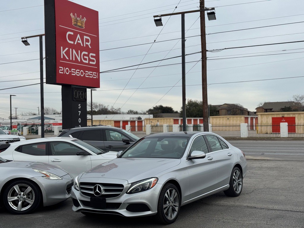 2015 Mercedes-Benz C-Class Image 2