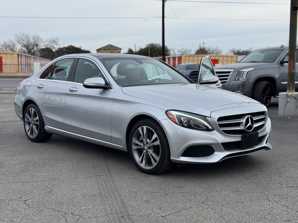 2015 Mercedes-Benz C-Class Image 10