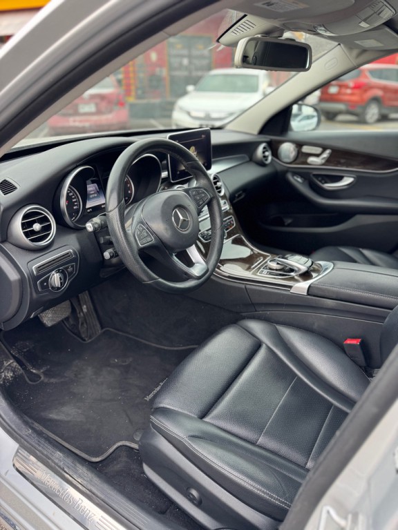 2015 Mercedes-Benz C-Class Image 12