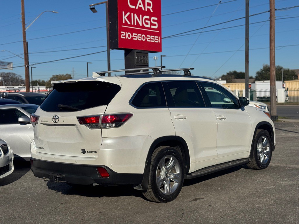 2016 Toyota Highlander Image 9